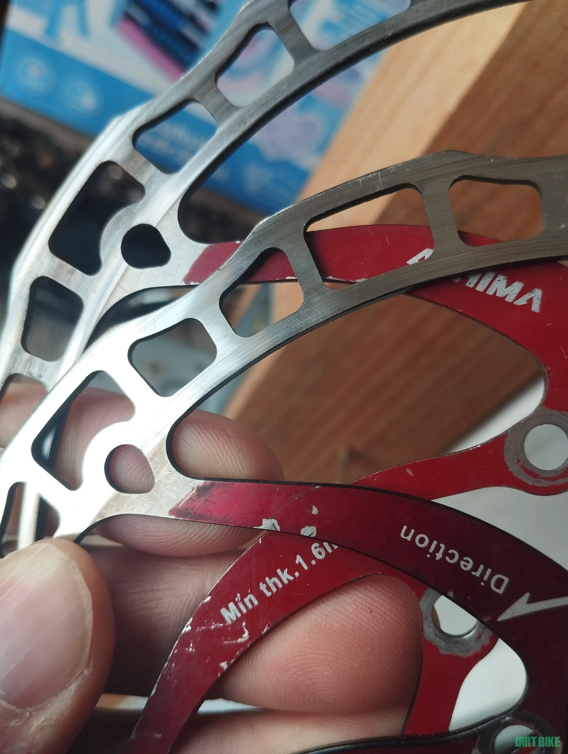 2. Discuri ușoare Ashima 180mm