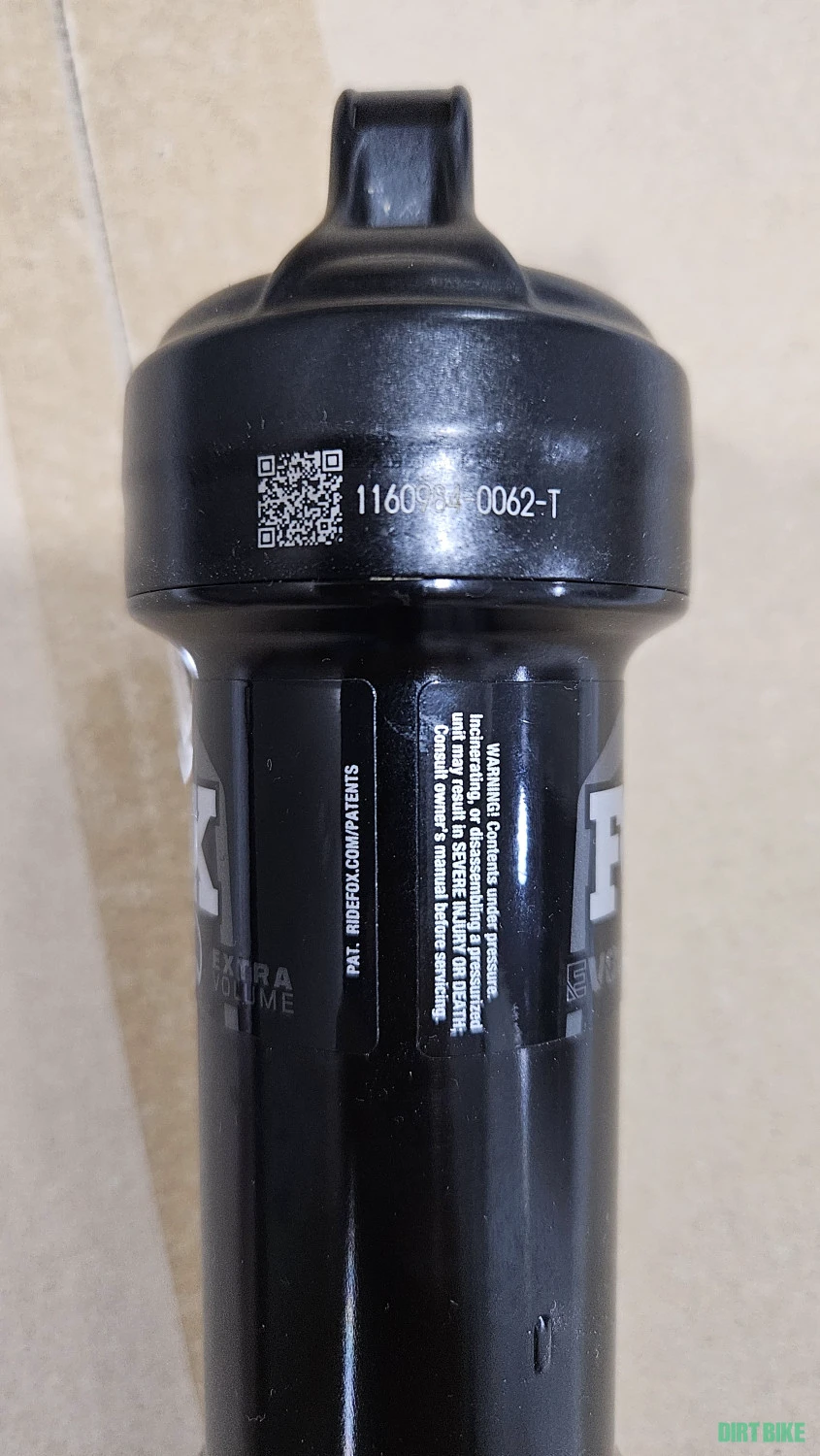 4. Shock Fox Float Rhythm 230x57.5mm