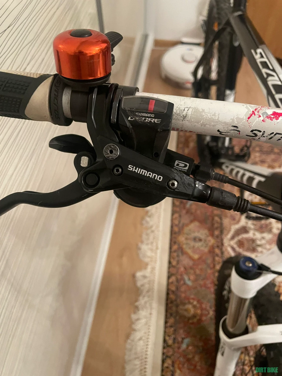 1. Bicicleta de vanzare Scott Scale 660