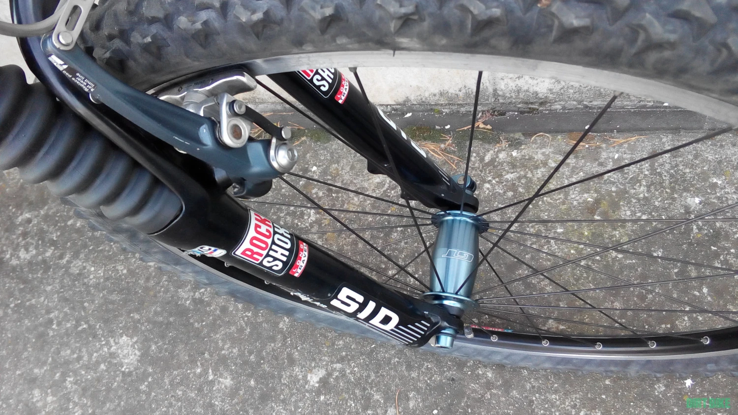 5. Mtb Gt 26" XT suspensie RockShox
