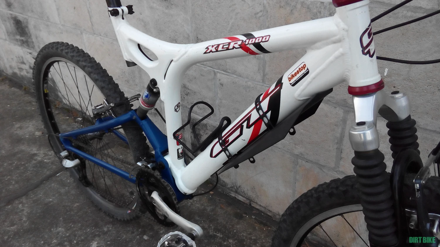 3. Mtb Gt 26" XT suspensie RockShox