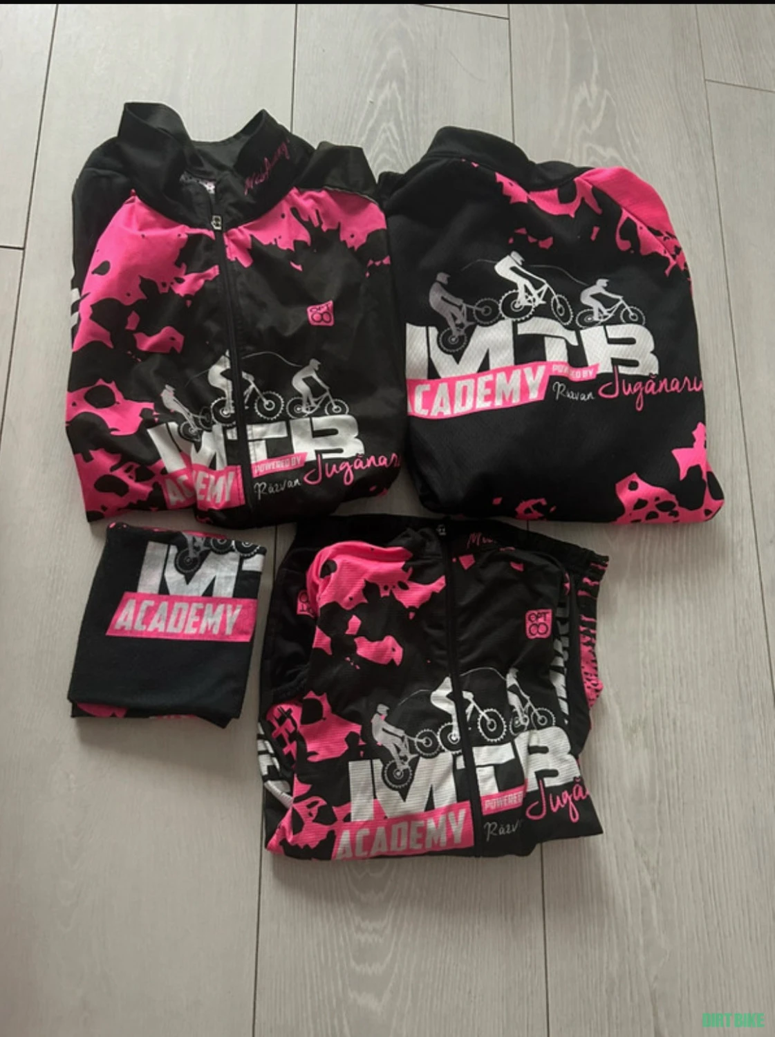 1. Echipament Mtb Academy