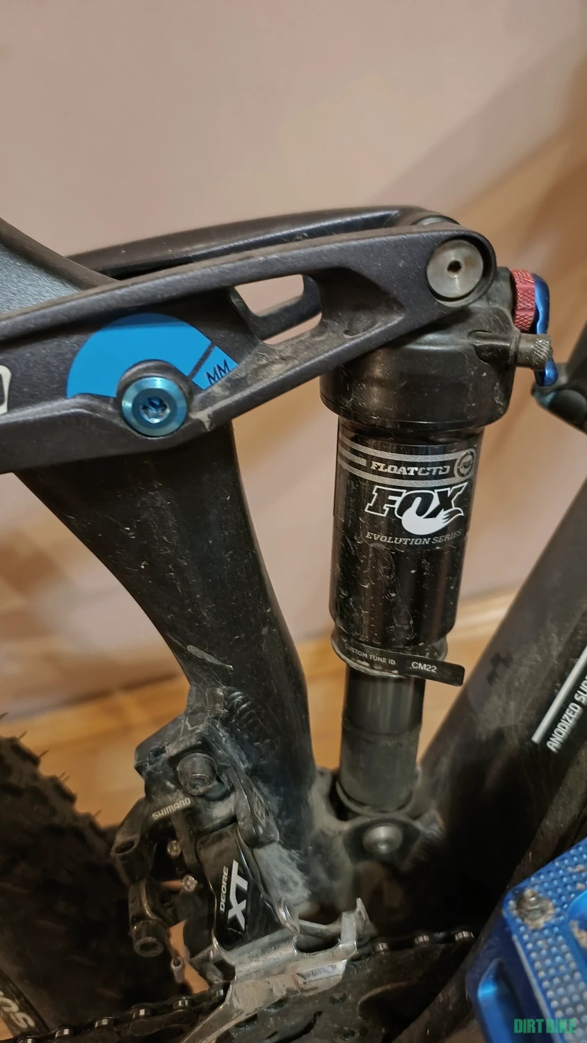 3. Cube full suspension FOX