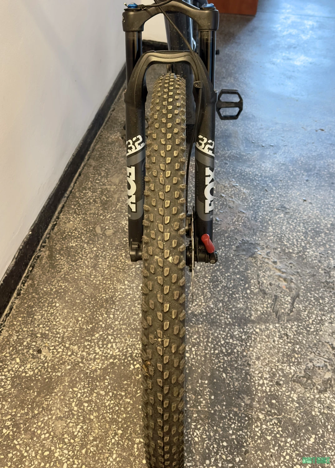 5. Vând bicicleta KTM MYROON ELITE carbon gri metalizat 12-G Shimano Deore XT mărime 48cm/L(cu factura de achiziție)