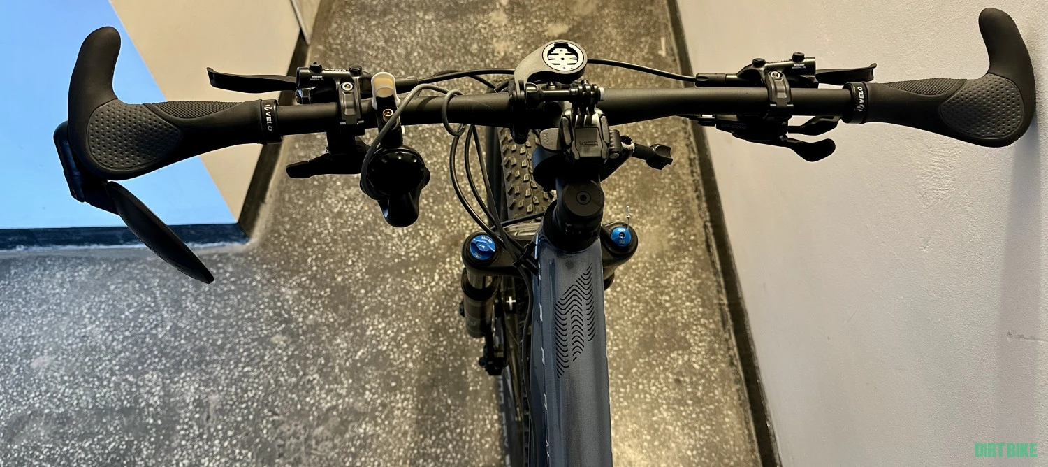 2. Vând bicicleta KTM MYROON ELITE carbon gri metalizat 12-G Shimano Deore XT mărime 48cm/L(cu factura de achiziție)