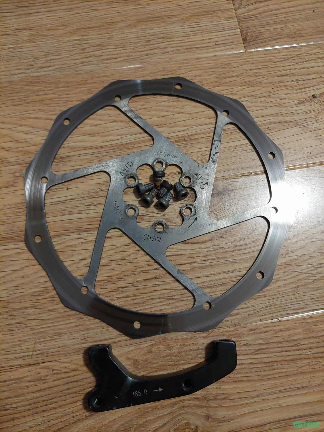 1. Disc frana Avid 185mm + adaptor