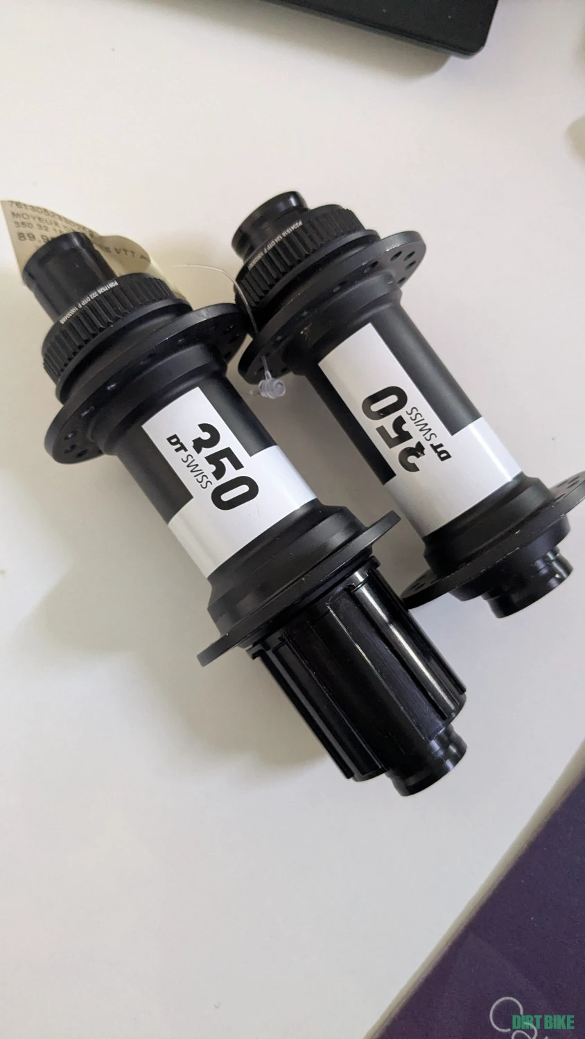 1. Set Butuci DTswiss 350