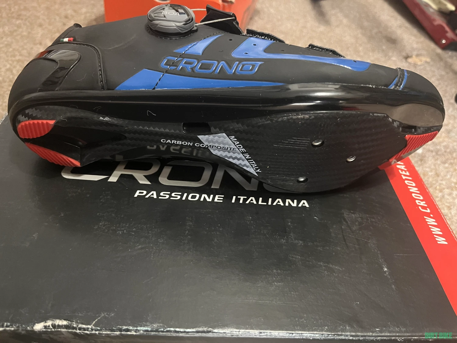 2. Pantofi 44 Crono CR 3 carbon