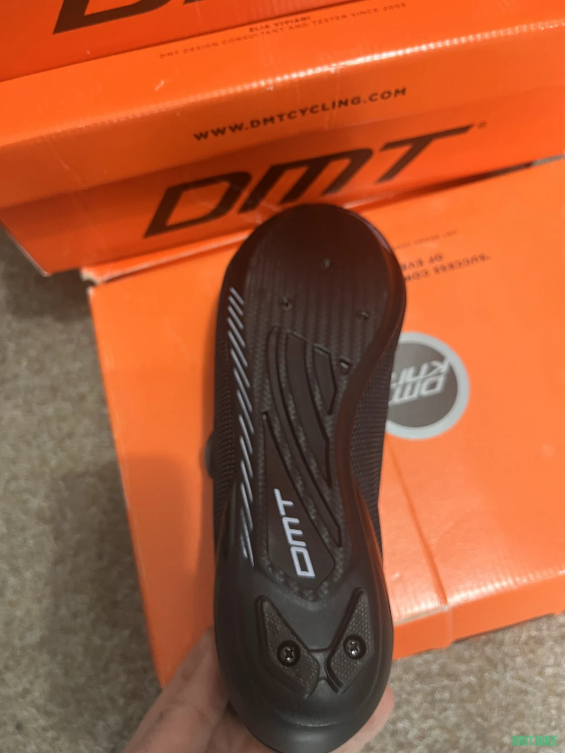 5. Pantofi 43 DMT KR4