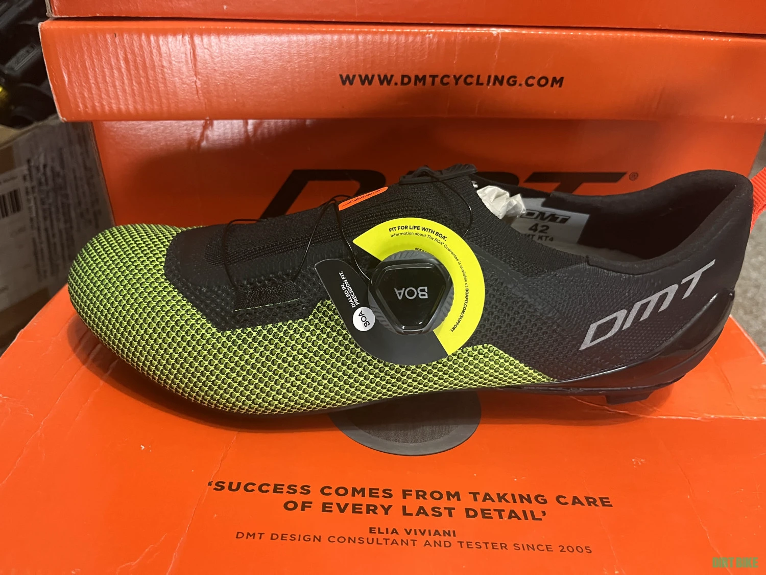 1. Pantofi 42 DMR KT4