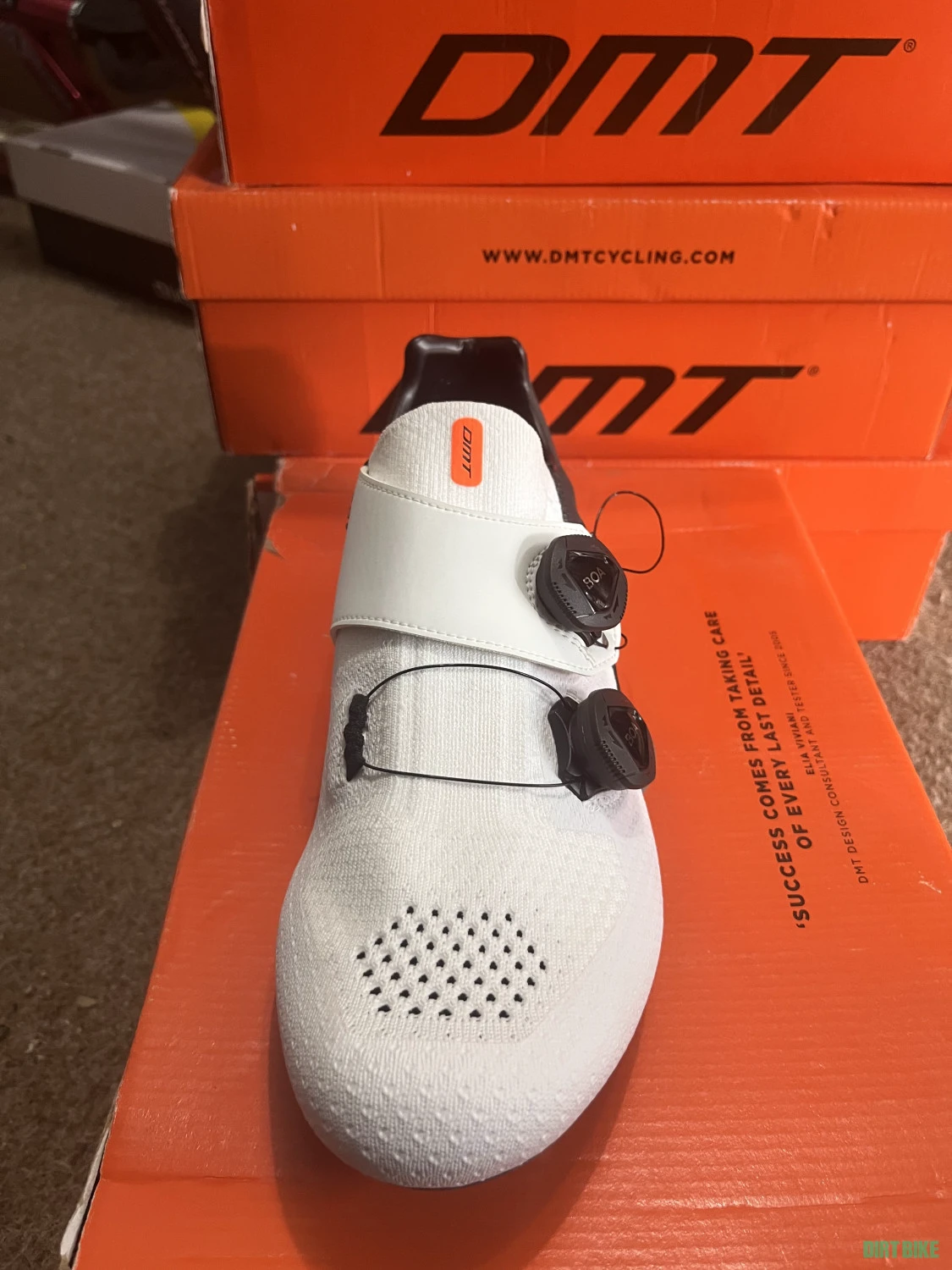 3. Pantofi 44 DMT SH1