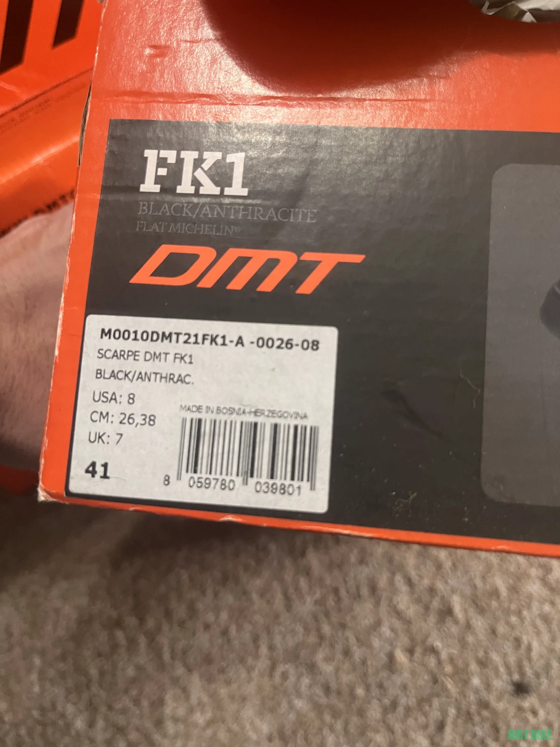6. Pantofi 44 DMT SH1