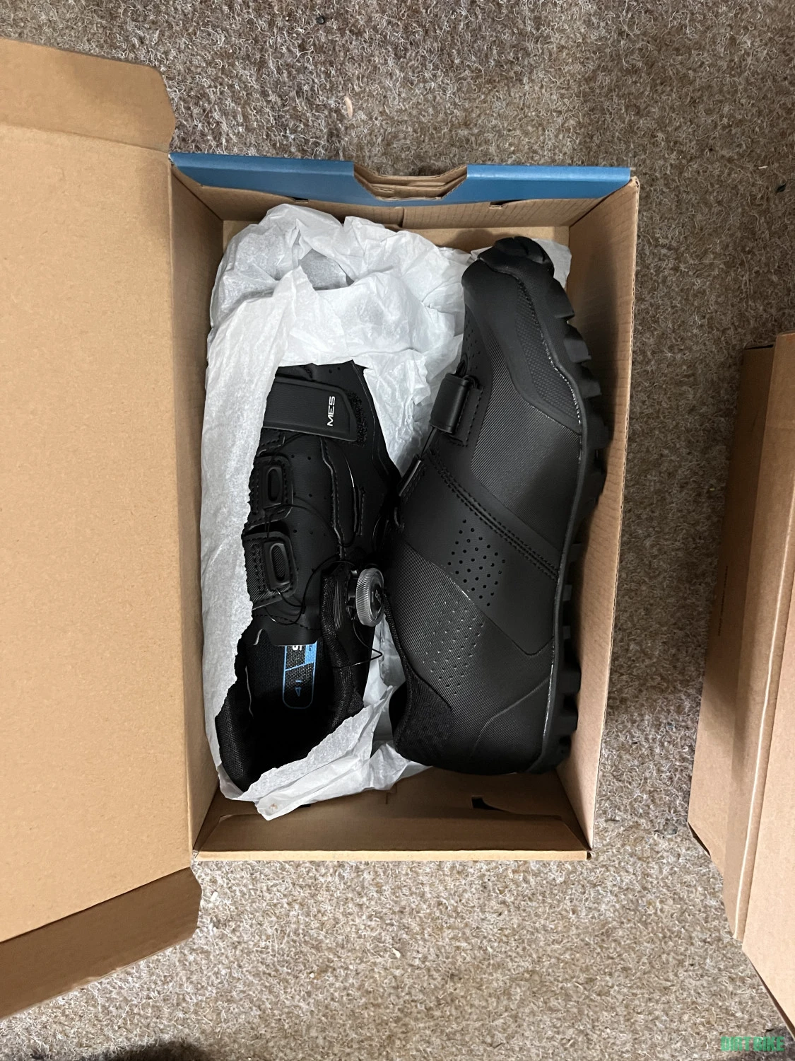 4. Pantofi 41 Shimano ME5
