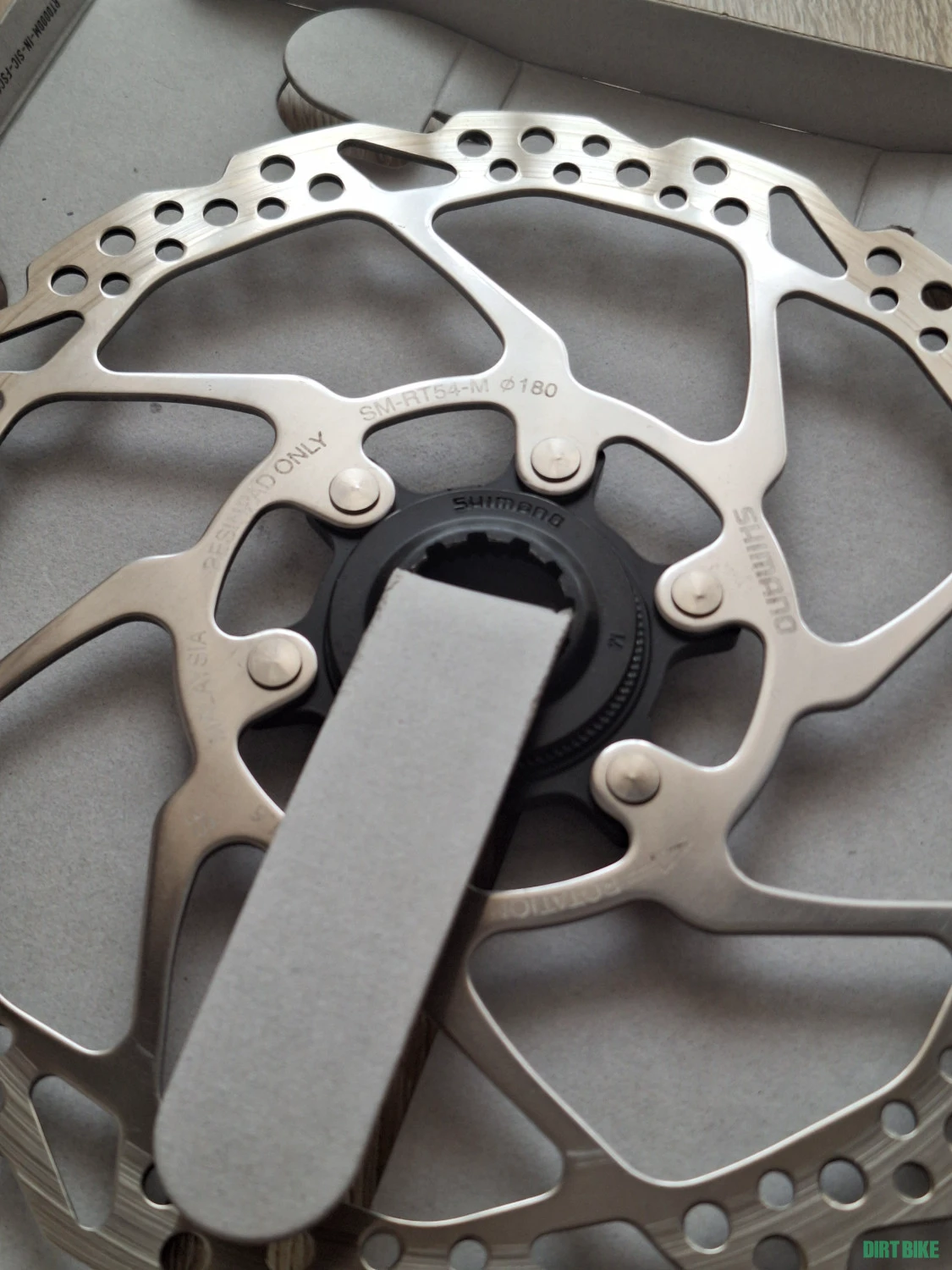 1. Discuri frana shimano sm rt54 M si S