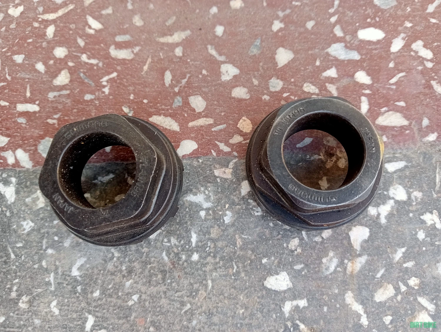 5. Scula pt pedalier Shimano model TL-UN96 Japan