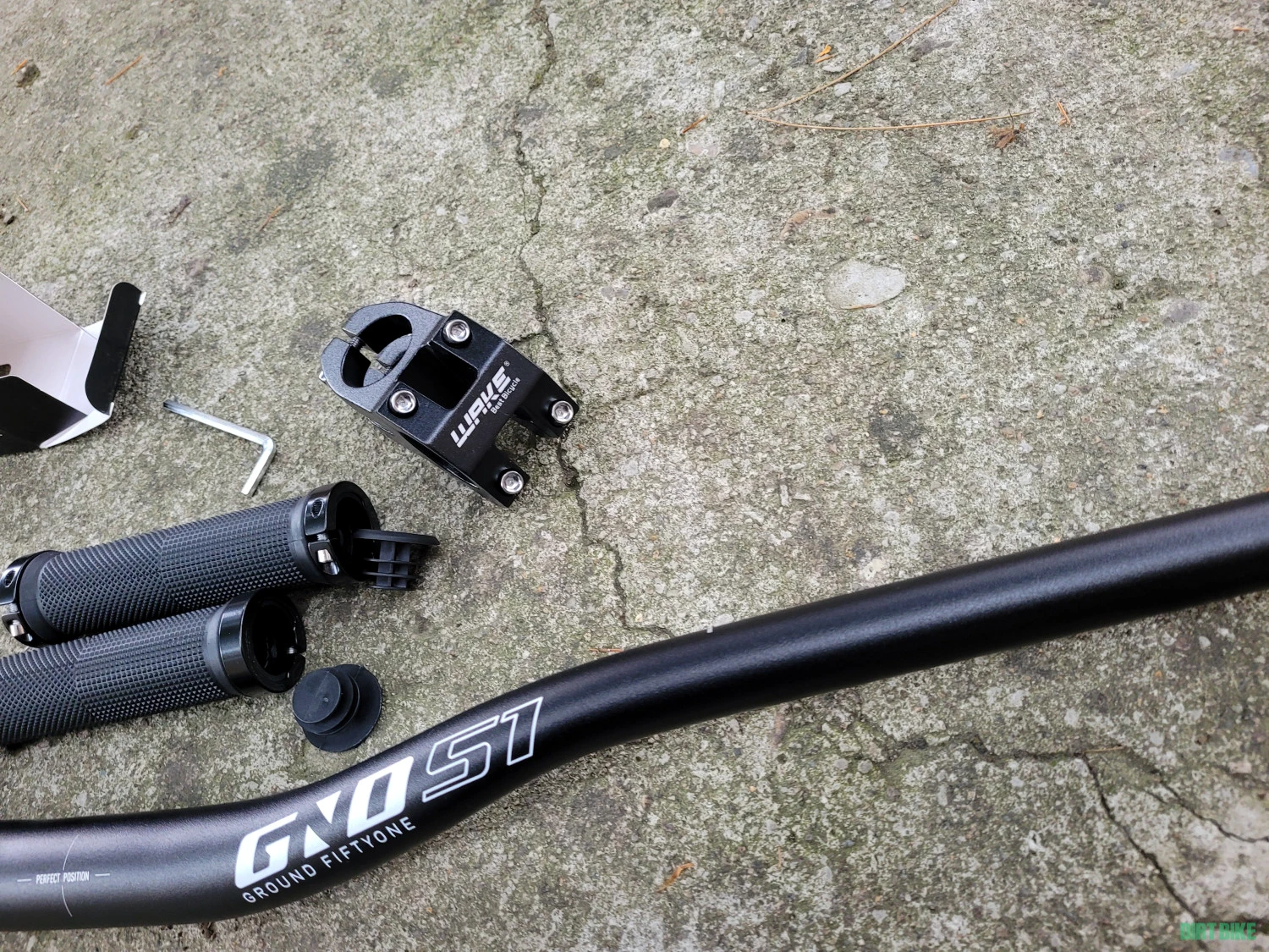 3. Ghost-Wake combo ghidon 780mm + pipa + manson - Negru