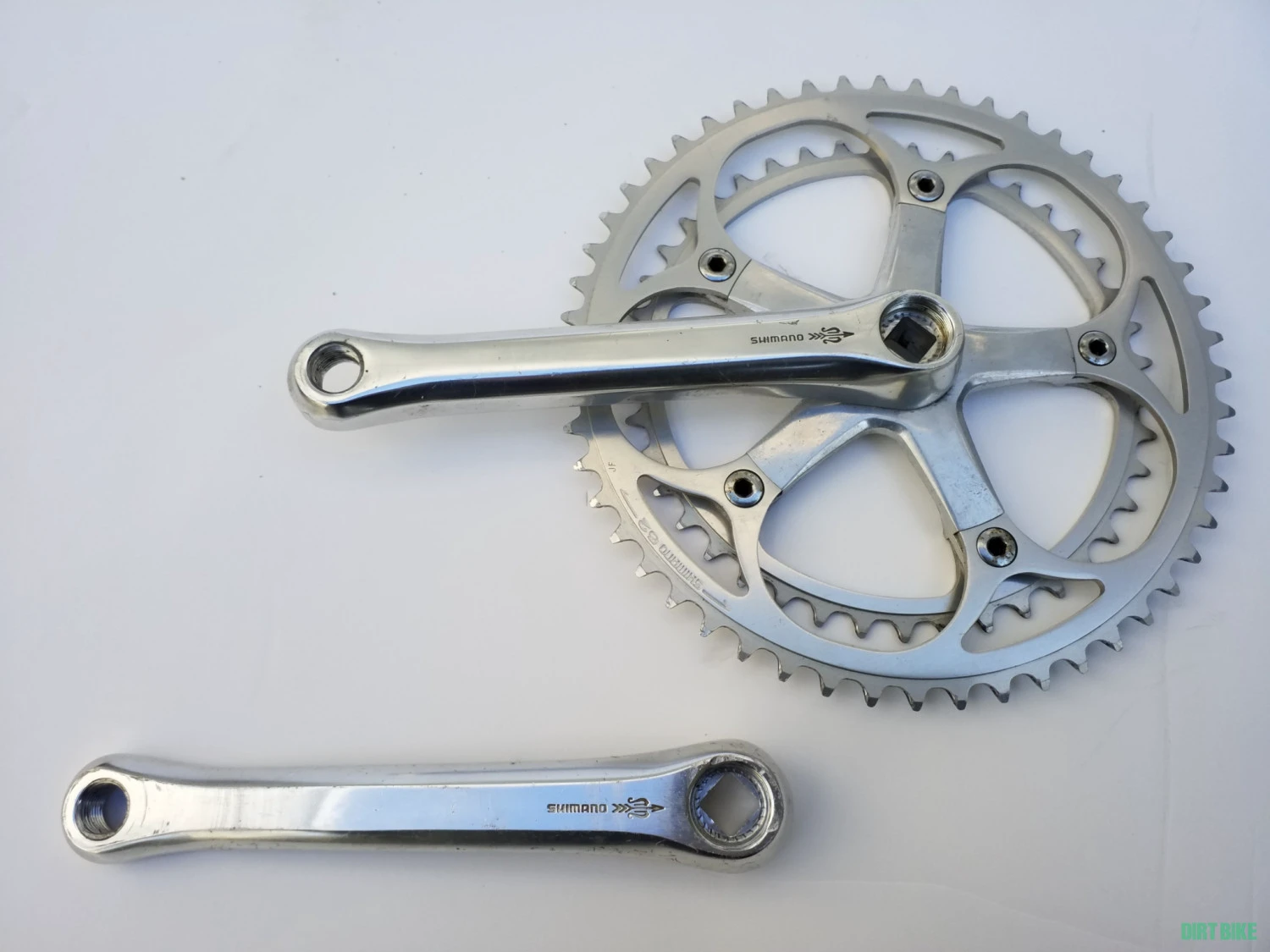 1. Angrenaj Shimano FC S125 Golden Arrow