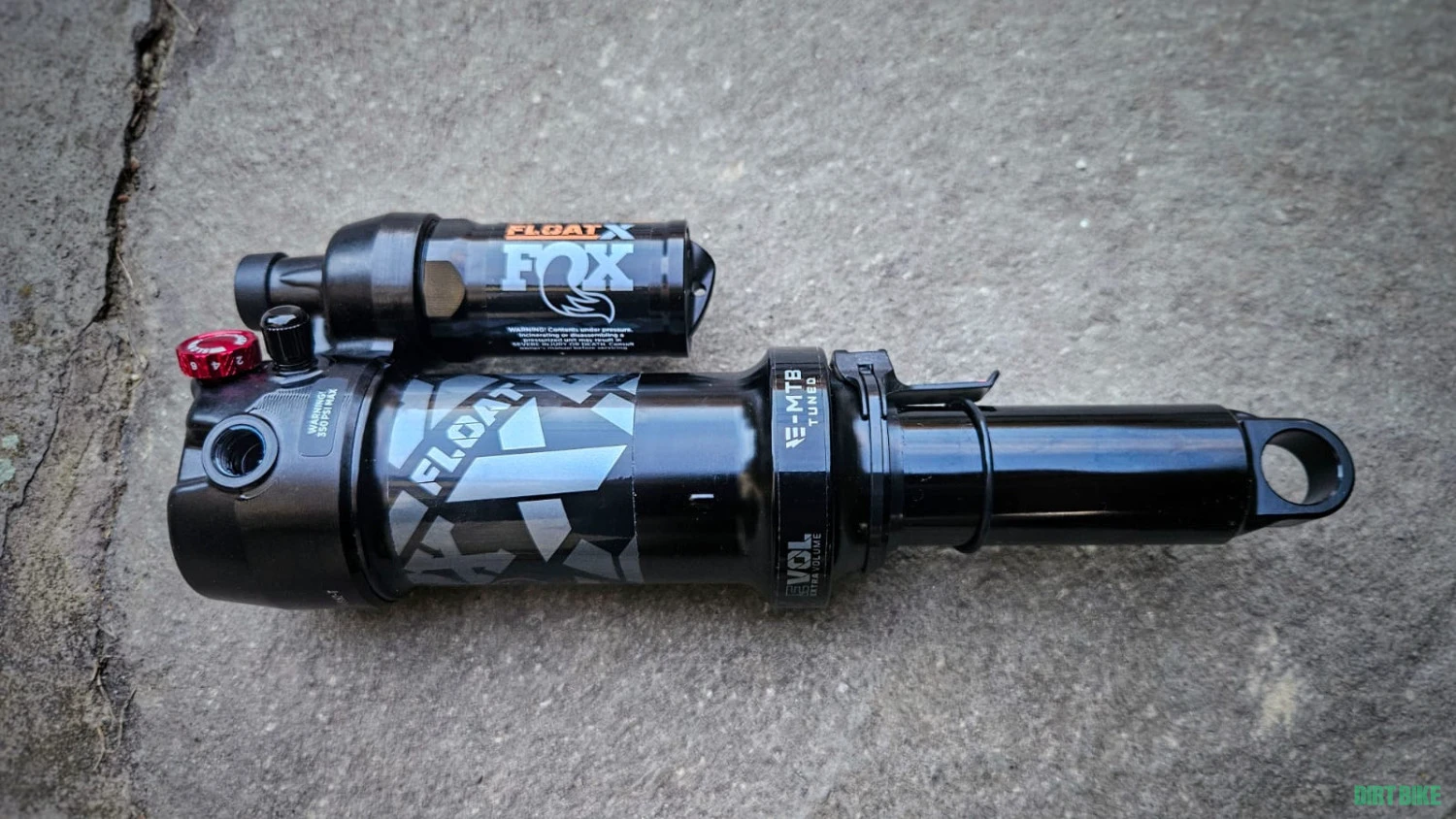 3. Amortizor Fox Performance Float X 205 65