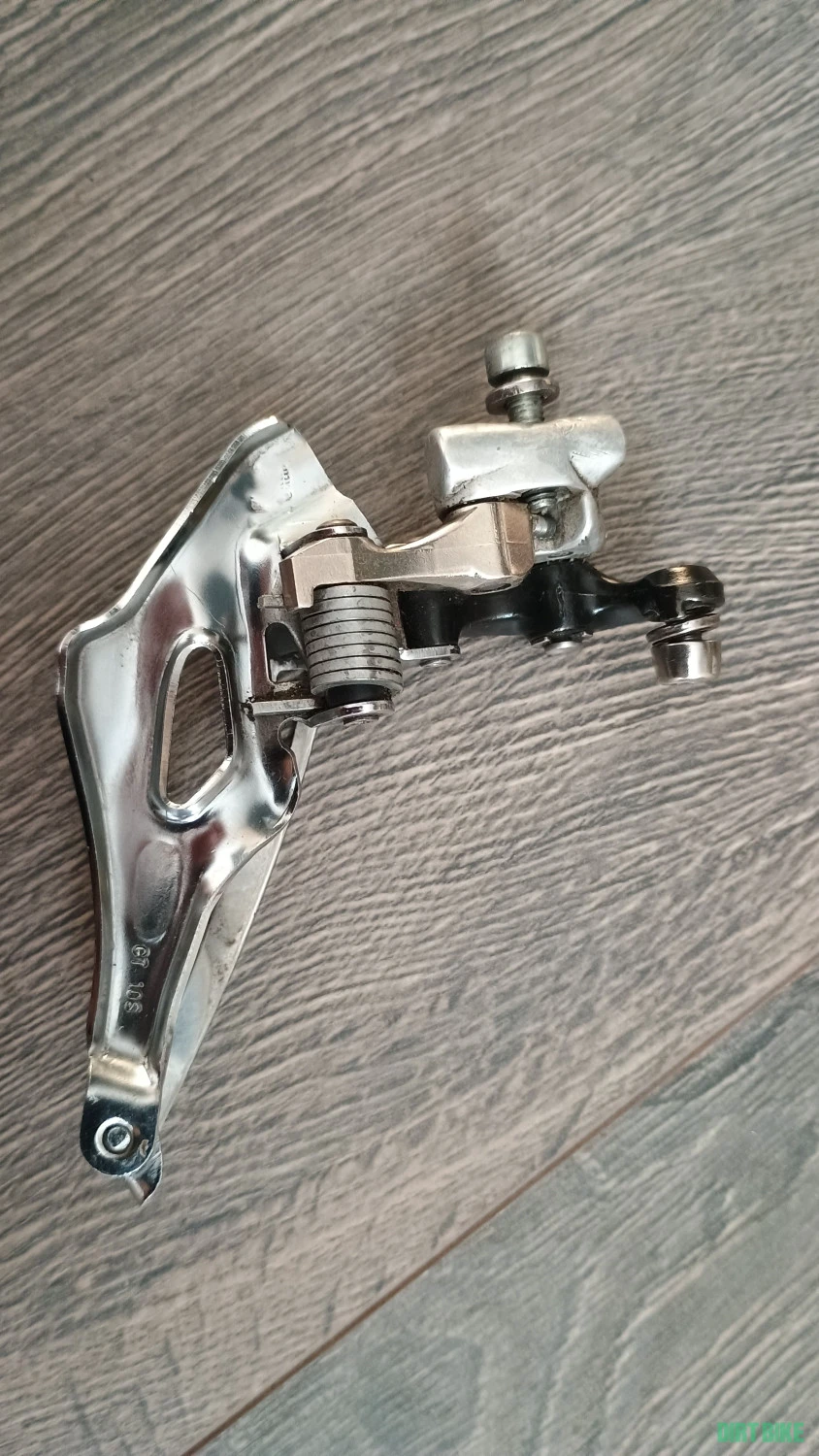 4. Schimbător de foi Campagnolo Xenon pentru 2x10/3/10 viteze