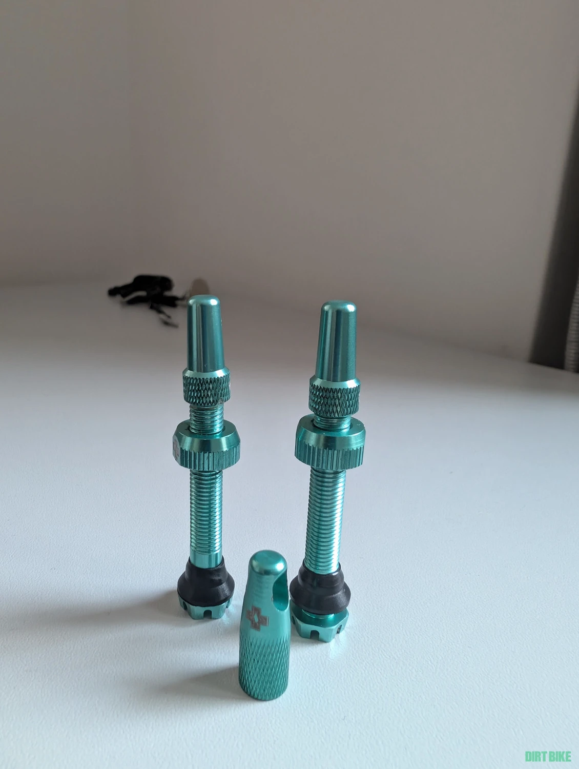 1. Valve Muc-off 44 mm