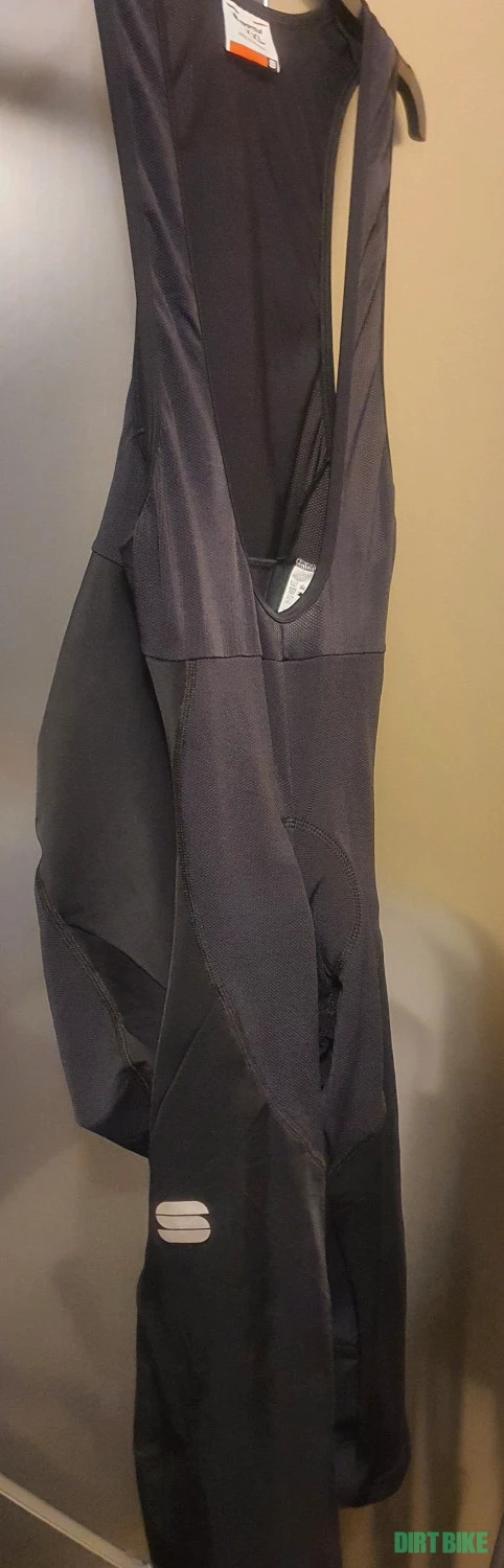 1. Pantaloni ciclism Sportful masura XXL