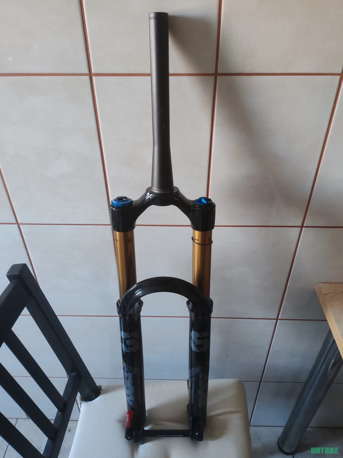 1. Furca Fox 36 Factory 150 mm boost, 29