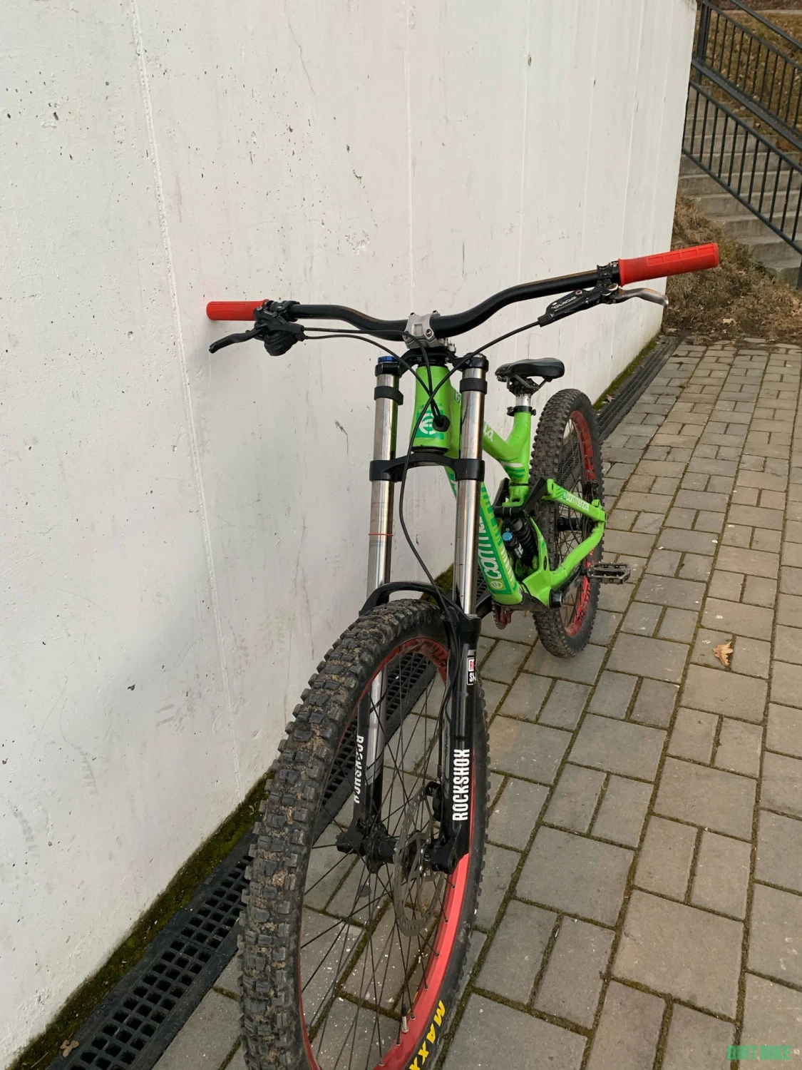 3. Commencal supreme v3 2014