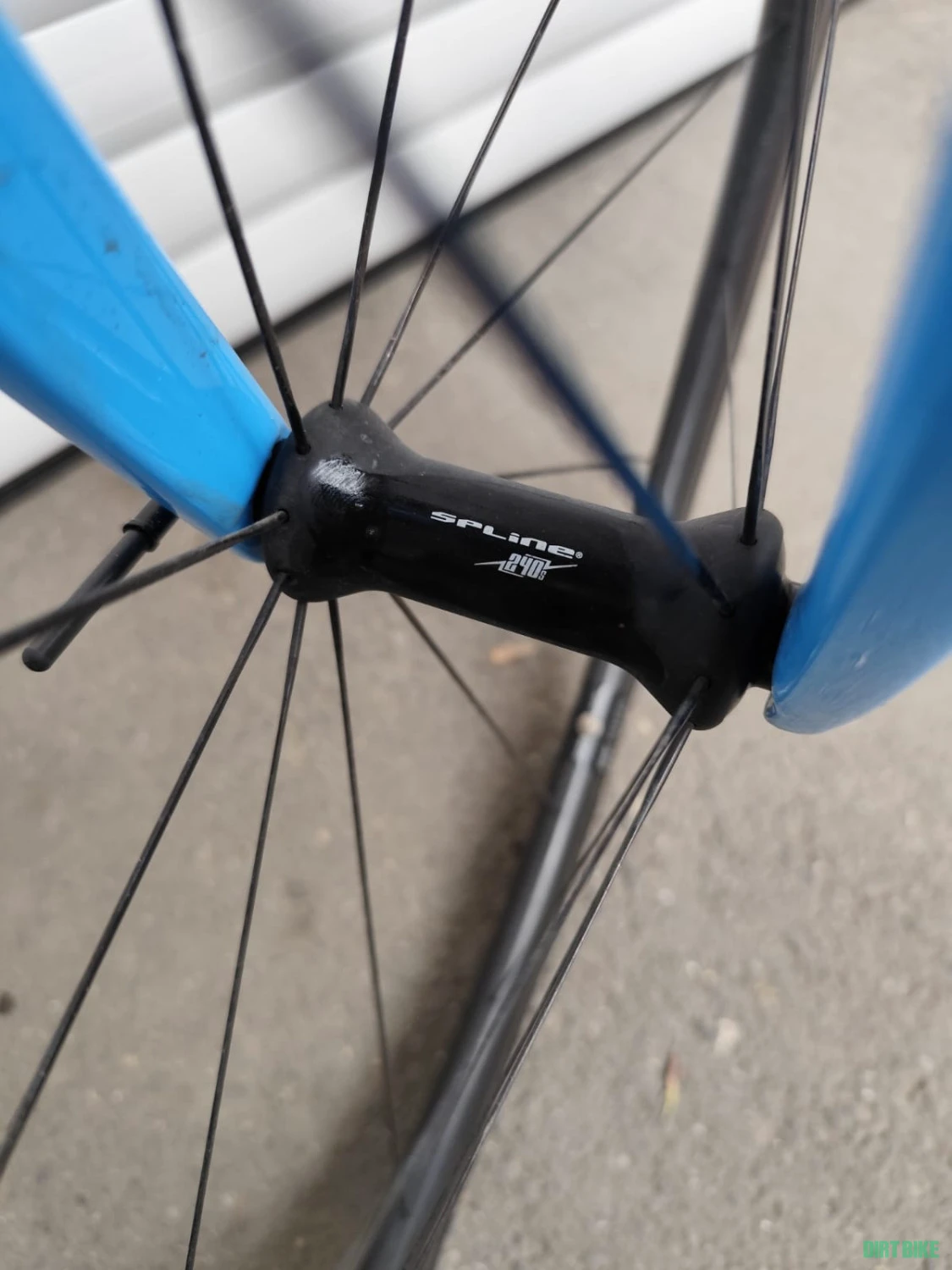 6. Canyon Ultimate CF SLX 9.0, full Dura Ace, Di2, 11 speed