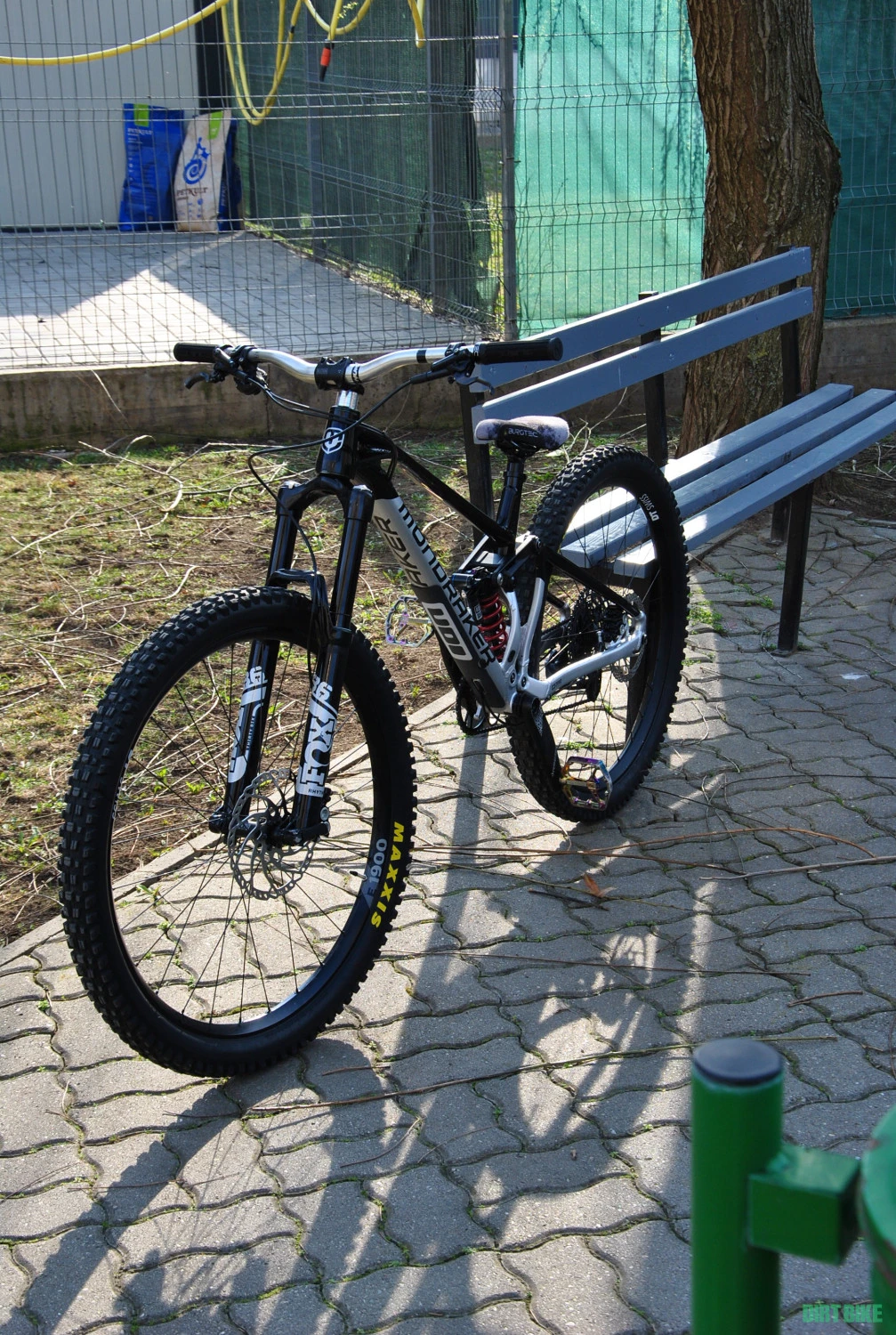 1. Mondraker Foxy 2022 29”