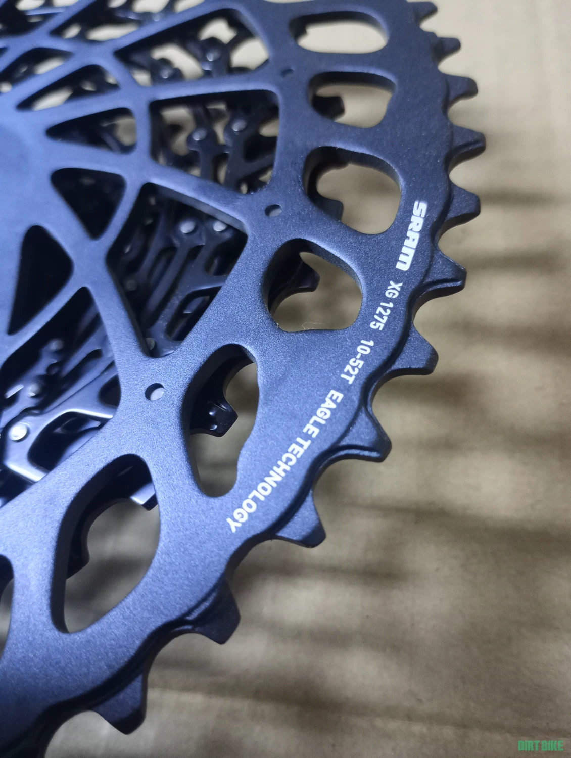 1. Sram XG 1275 10-52T