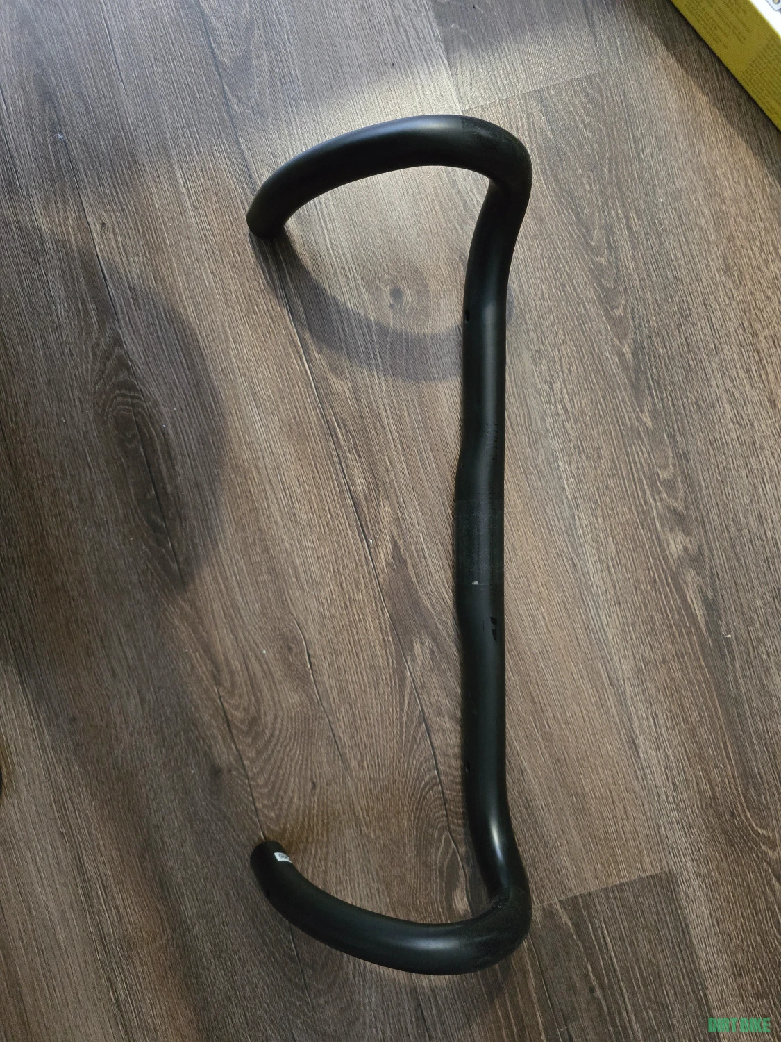 7. Ghidon CADEX Race Carbon 42cm