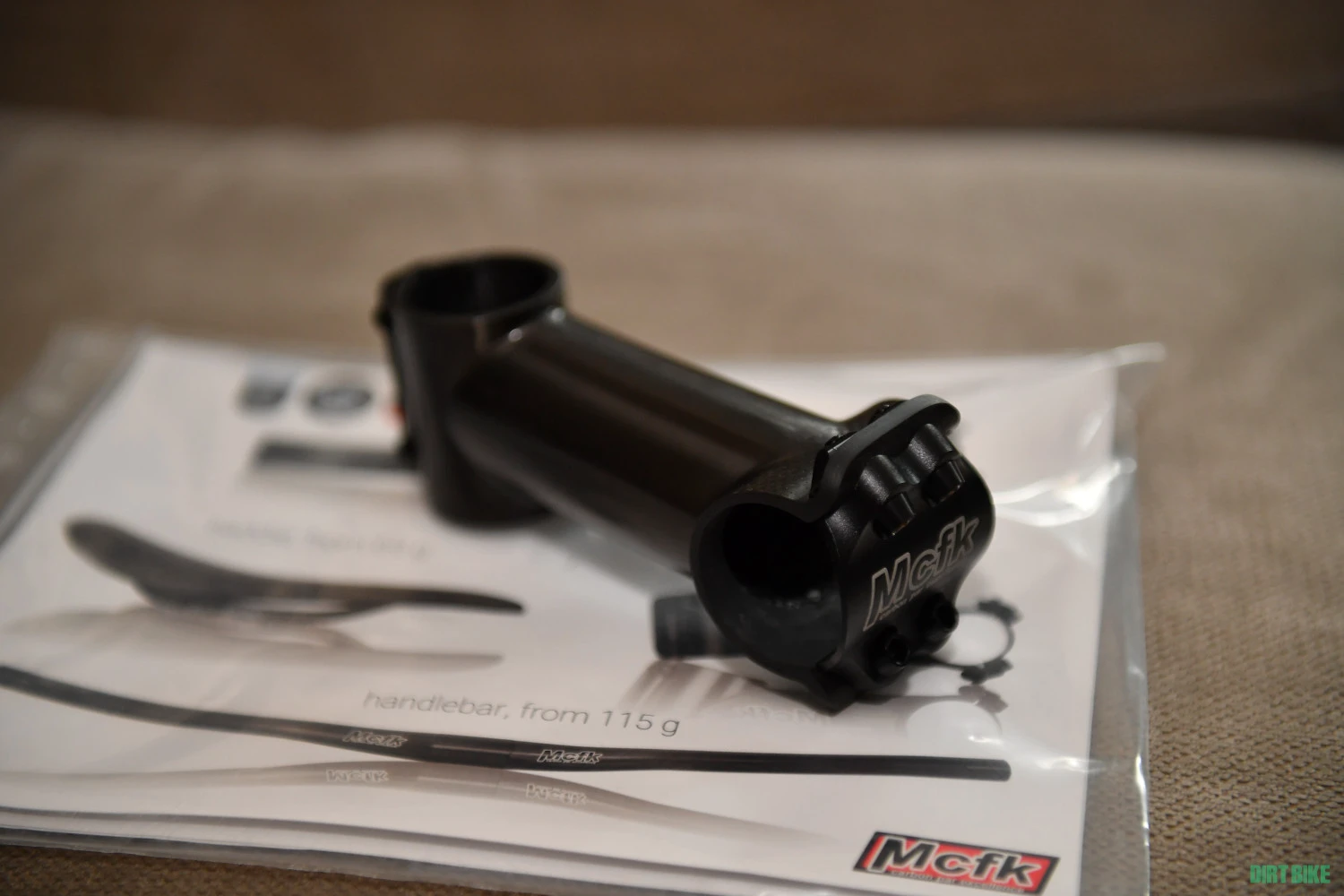 4. MCFK Pipa 31,8 mm Carbon UD-Look matte 6° 90 mm