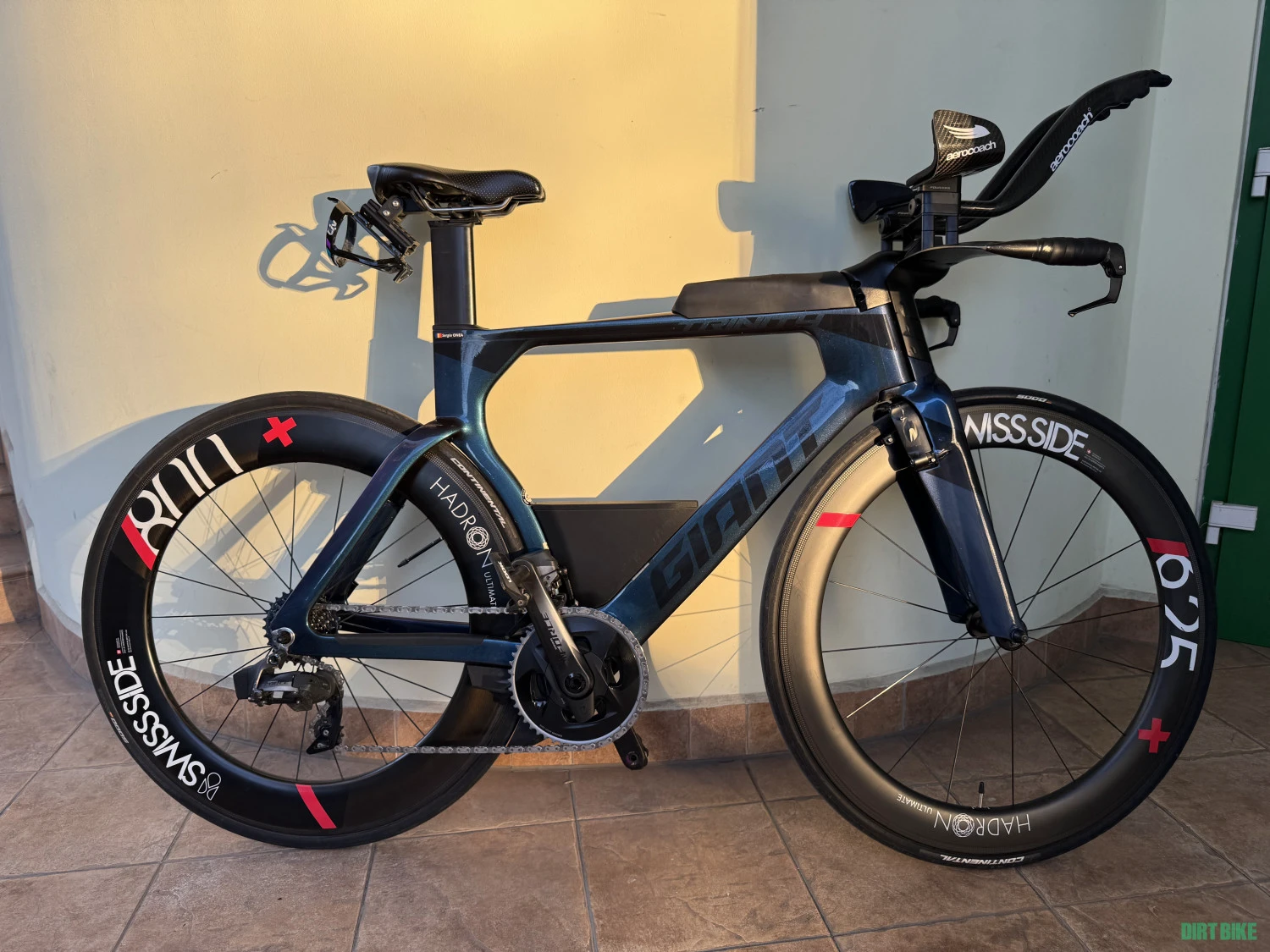 1. Giant Trinity Advanced Pro 1 S Chameleon Blue