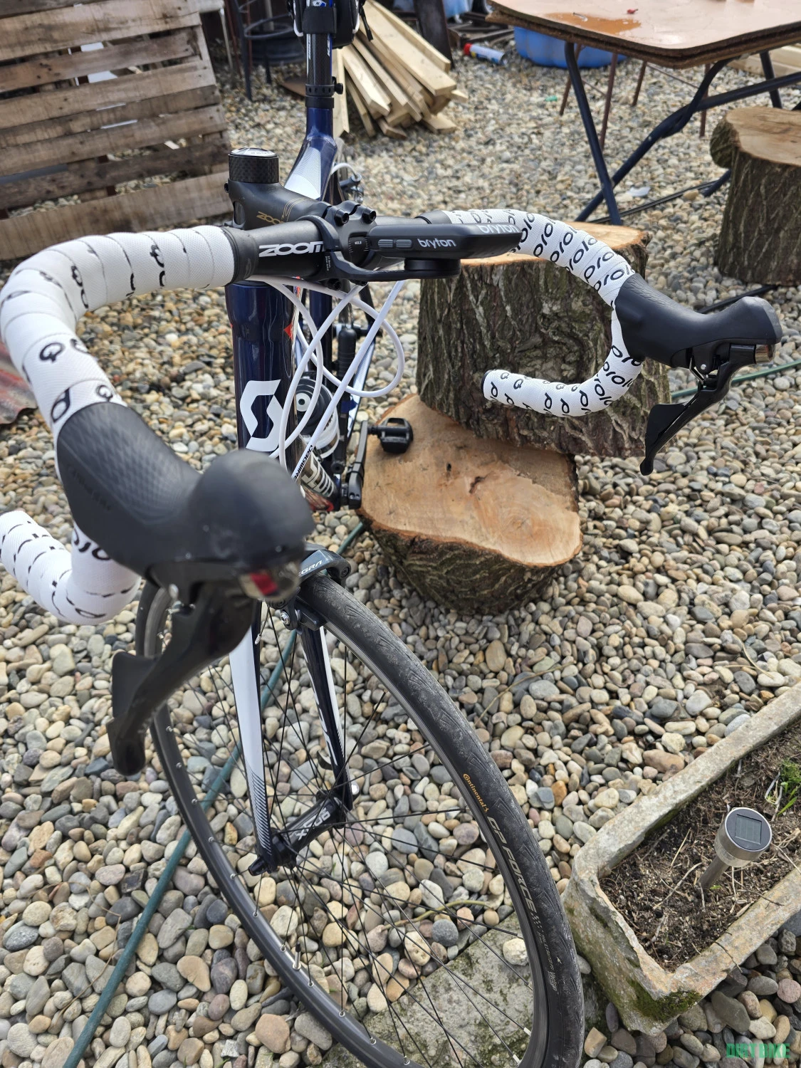 3. Cursiera Scott CR1 30 58cm Ultegra R8000