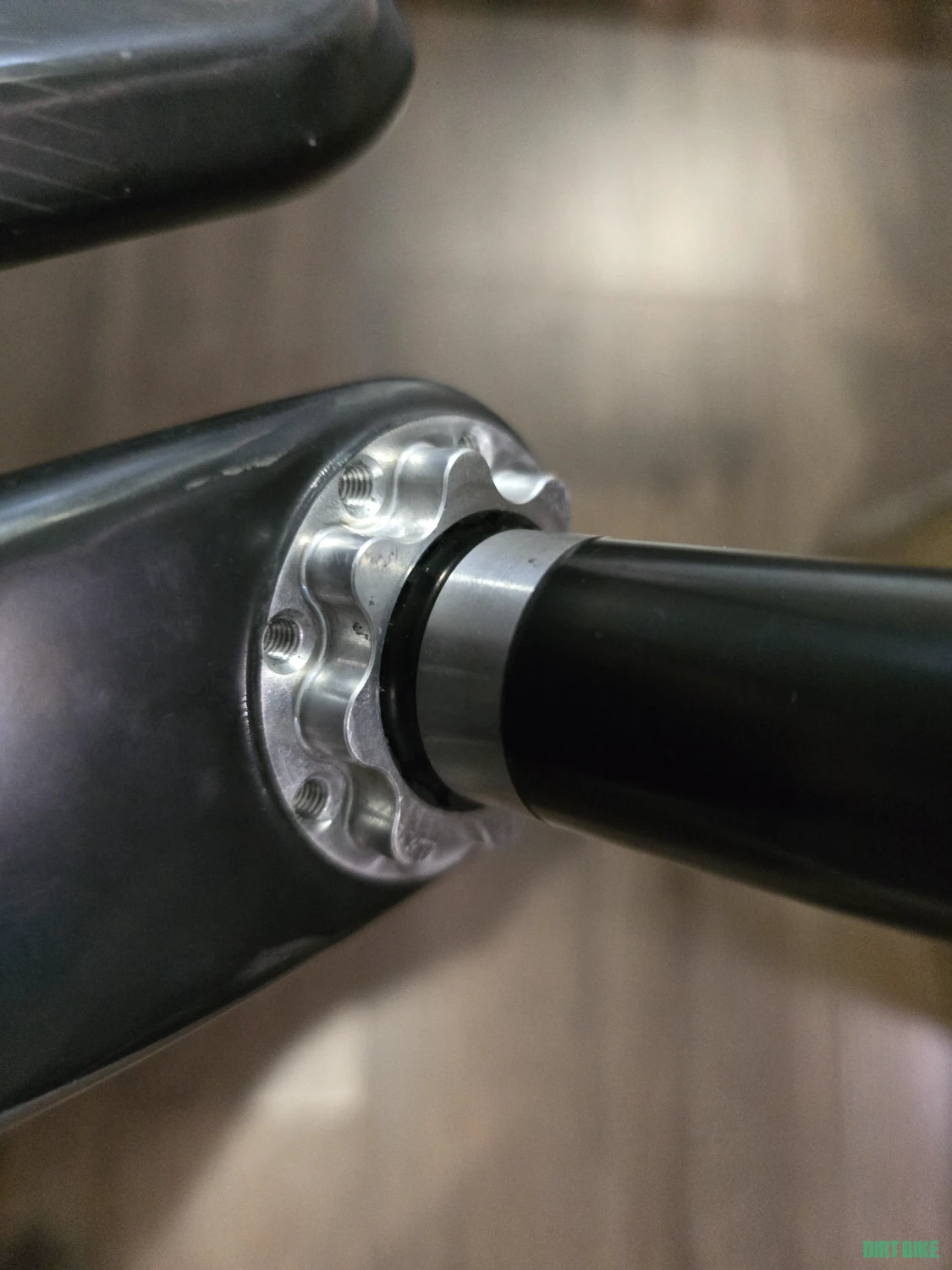 7. Brate Sram RED GXP 175mm