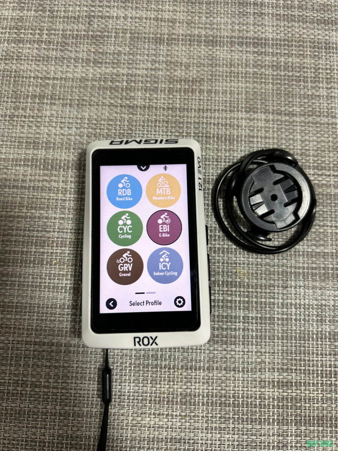 1. Sigma ROX 12.1 EVO