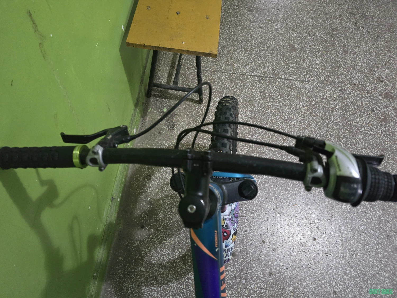 4. Bicicleta copii Specialized Riprock , 20 inch, suspensie fata