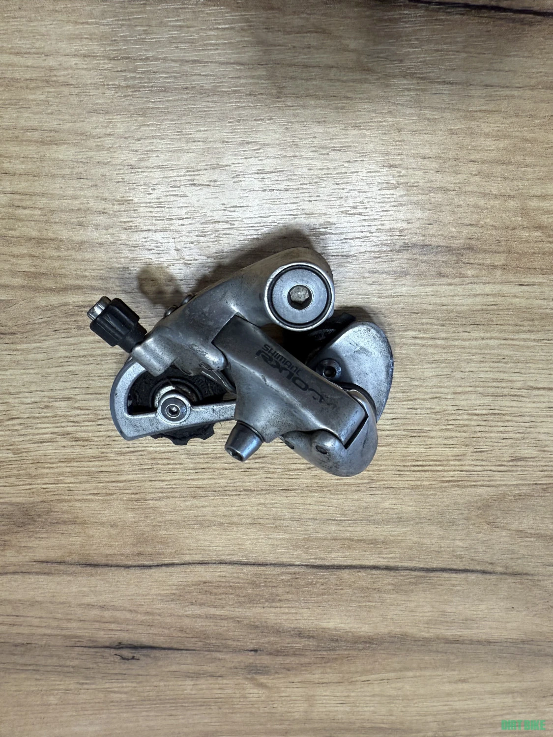 1. Schimbator (deraior) spate Shimano RX100