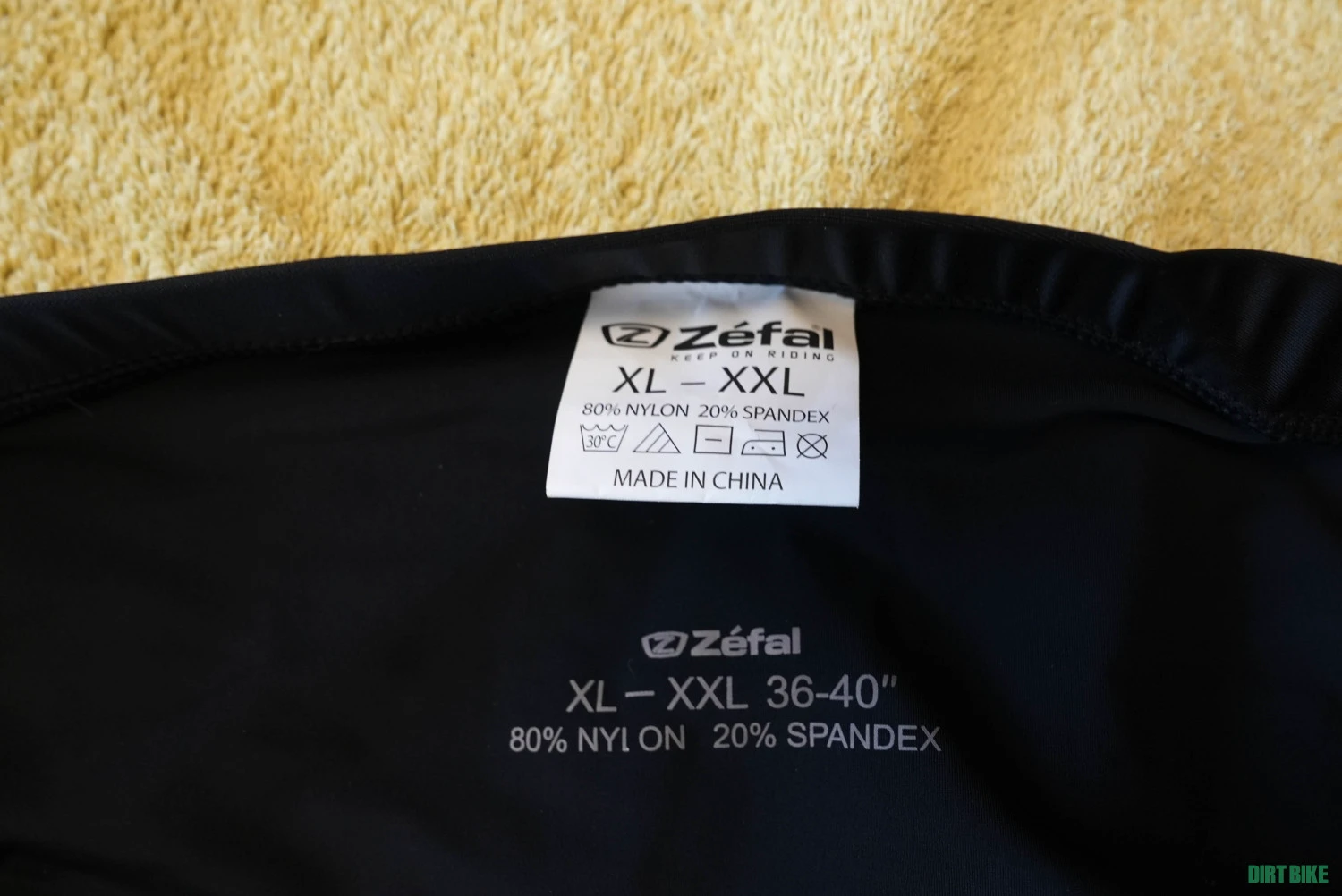 1. Pantaloni scurți de ciclism Zefal