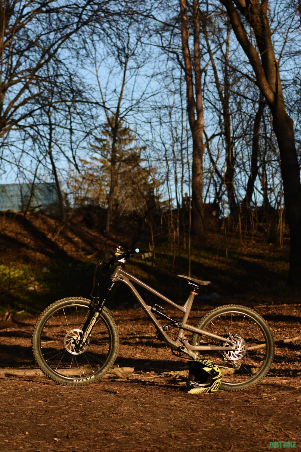 1. Commencal clash 2023 impecabil zeb gx enduro freeride