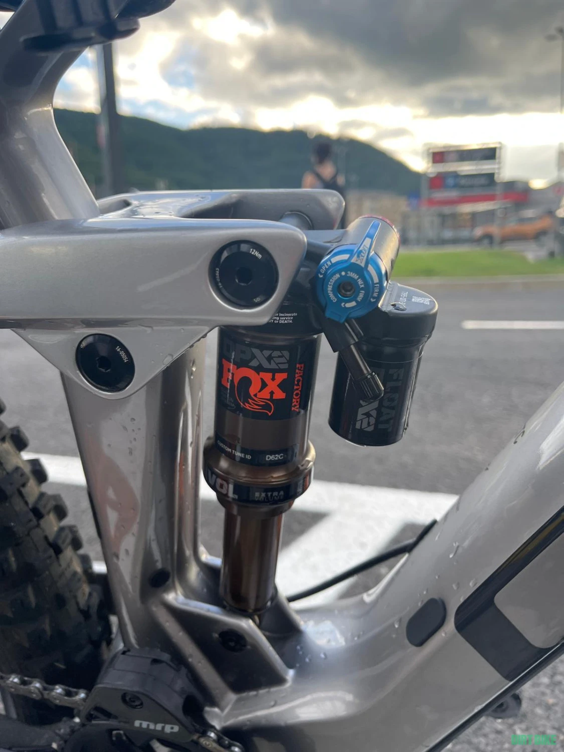 1. Cube stereo 2021 carbon