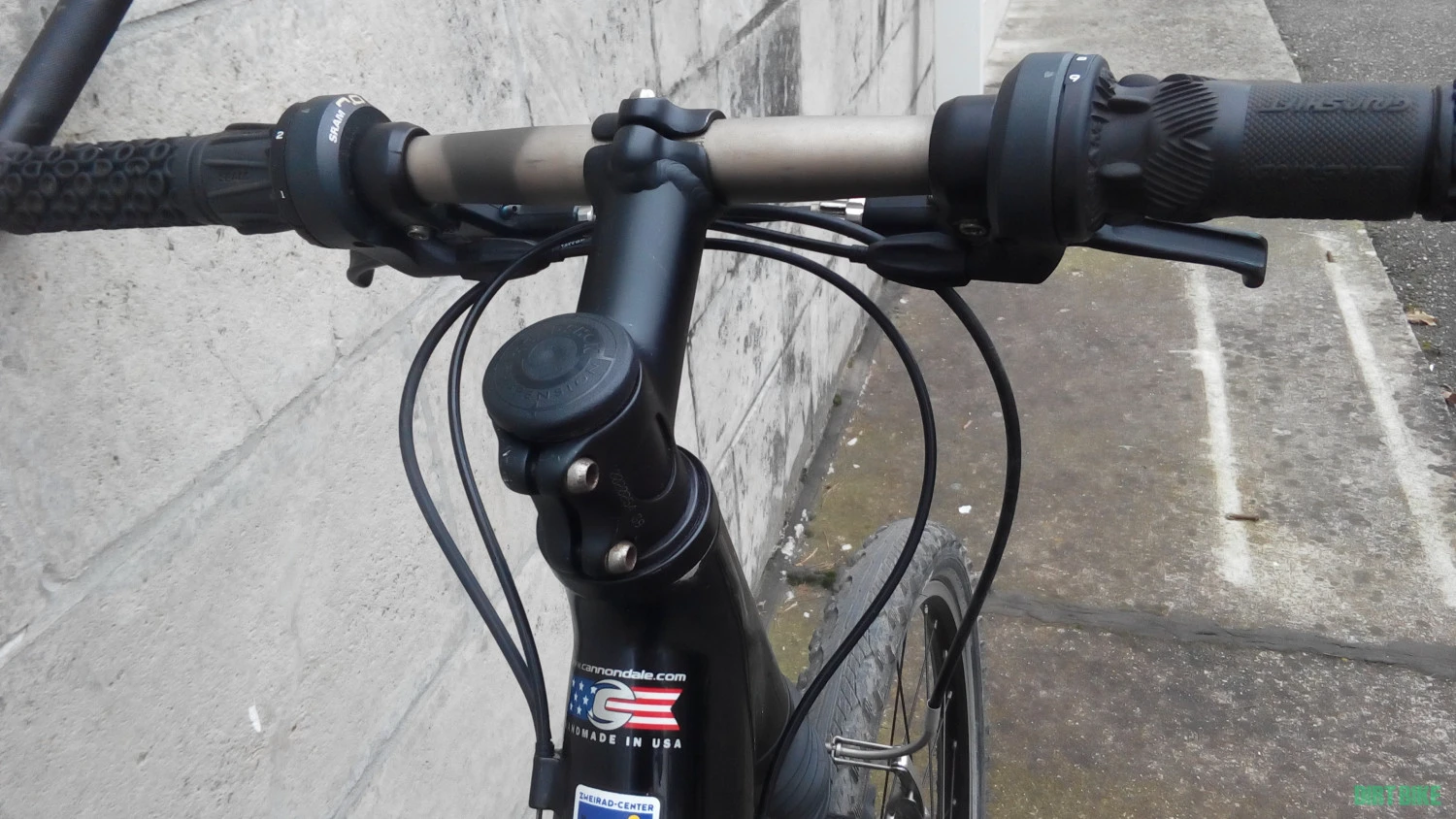 6. Cannondale mtb 26" suspensie