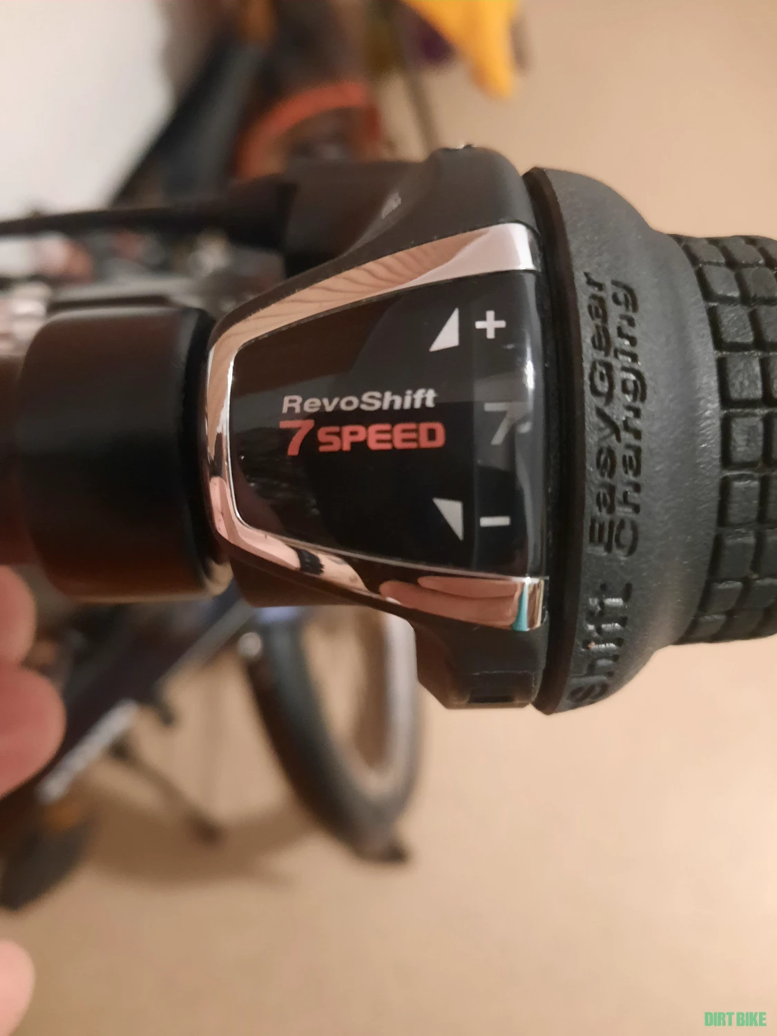 1. Vînd Bicicleta Pliabilă B TWIini 7 viteze