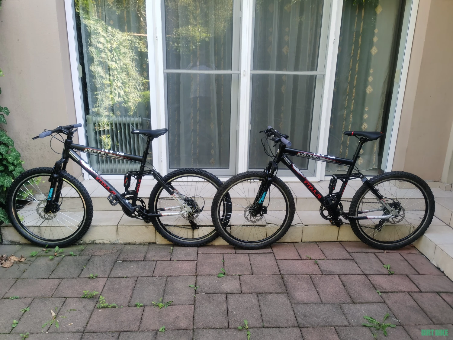 6. Biciclete aluminiu full suspension