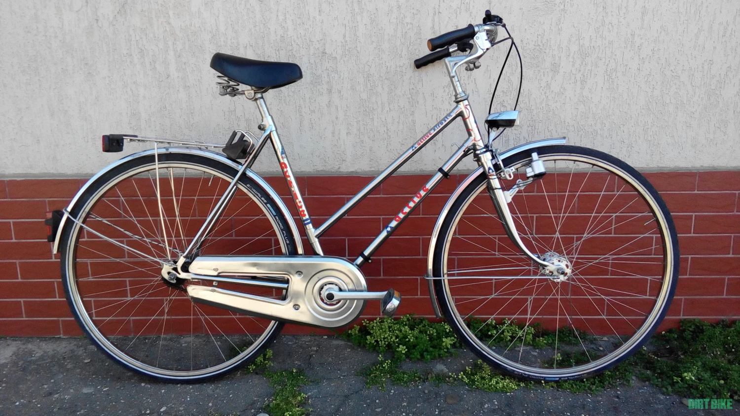 1. Active inox 28" dama oras