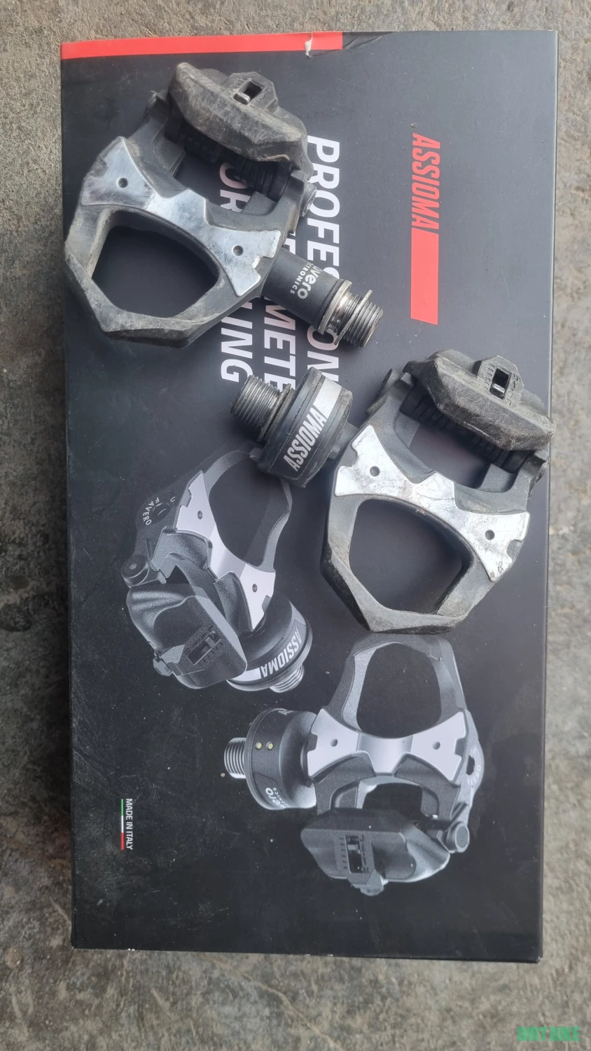 1. Pedale Assioma Favero Uno Power Meter