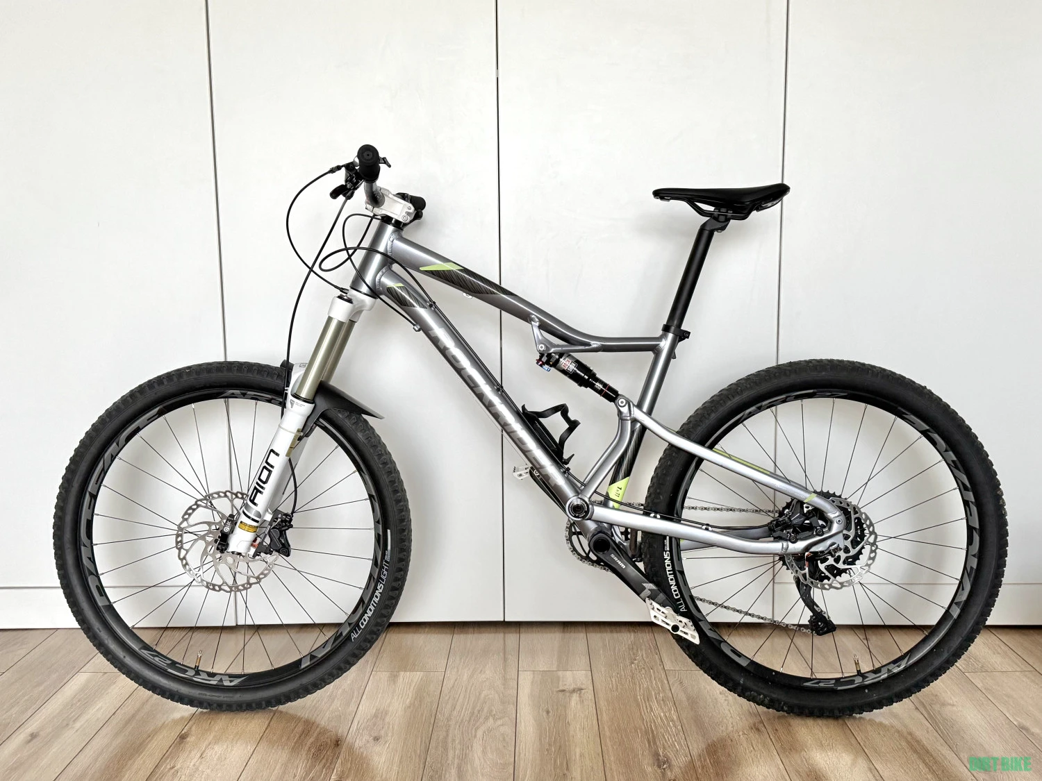 15. Rockrider ST900S full-custom, all-mountain, enduro