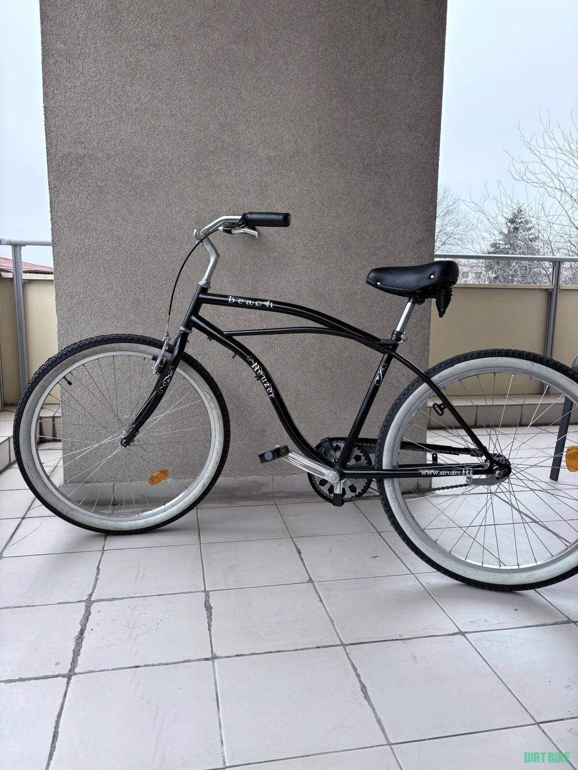 1. Bicicleta Neuzer Cruiser Beach 1v - 26'' Negru/Alb