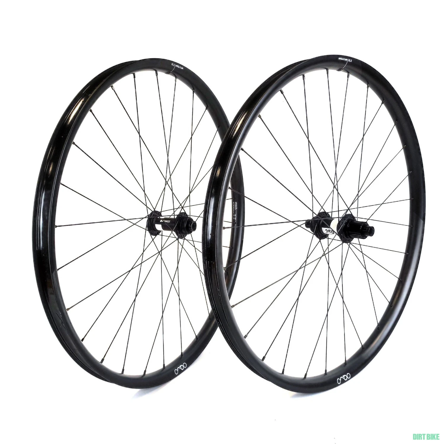 1. Roti carbon mtb OQUO cu DtSwiss350