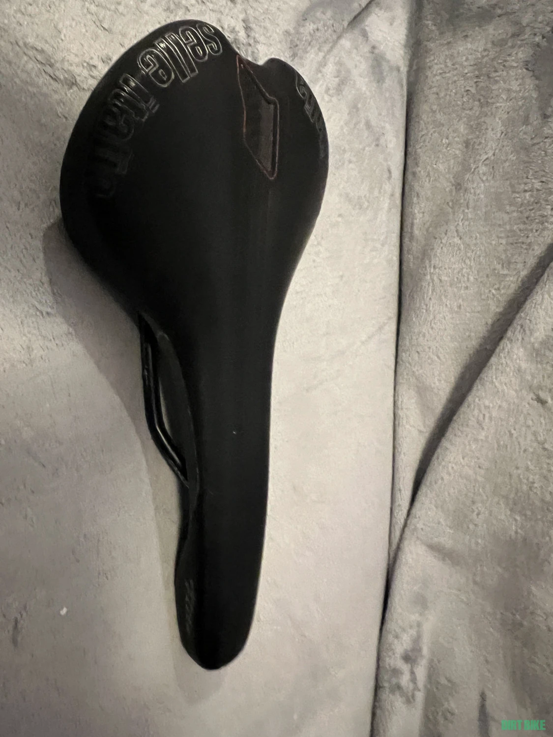 1. Șa Selle Italia Flite